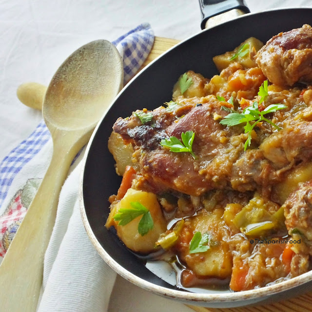 Guiso de conejo con picada